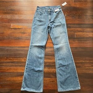 NWT Old Navy Wow Flare High Rise Size Women’s 0 Jeans